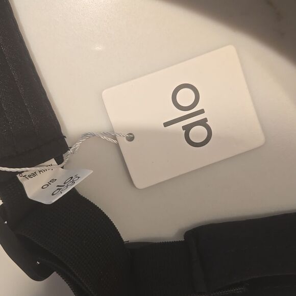 Alo Black Visor with Silver Brim - Picture 7 of 8